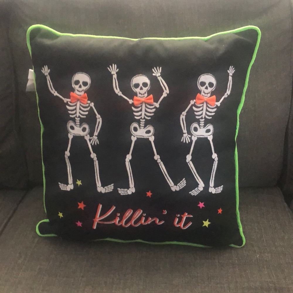 Halloween decoration,black pillow dancing skeletons.